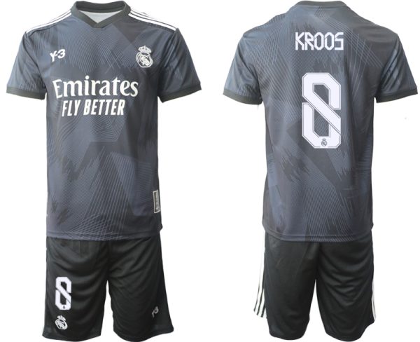 Herren Y-3 Real Madrid Viertes Fußballtrikot schwarz für die Saison 2021-2022 KROOS 8