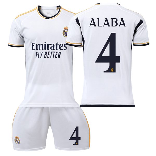 Kinder Heimtrikot Real Madrid 23-24 Fußballtrikot Trikotsatz ALABA 4